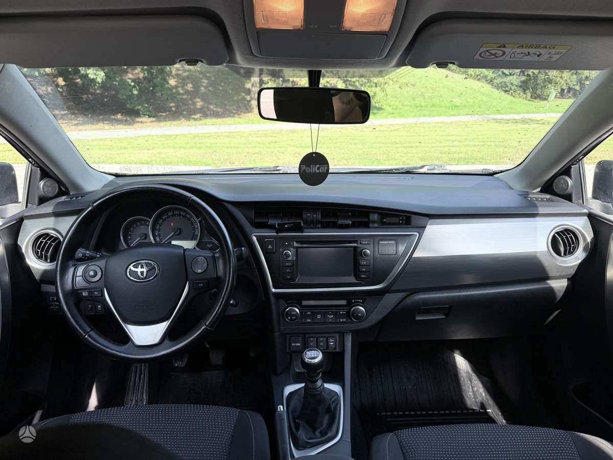 Toyota Auris, 1.6 l., hatchback