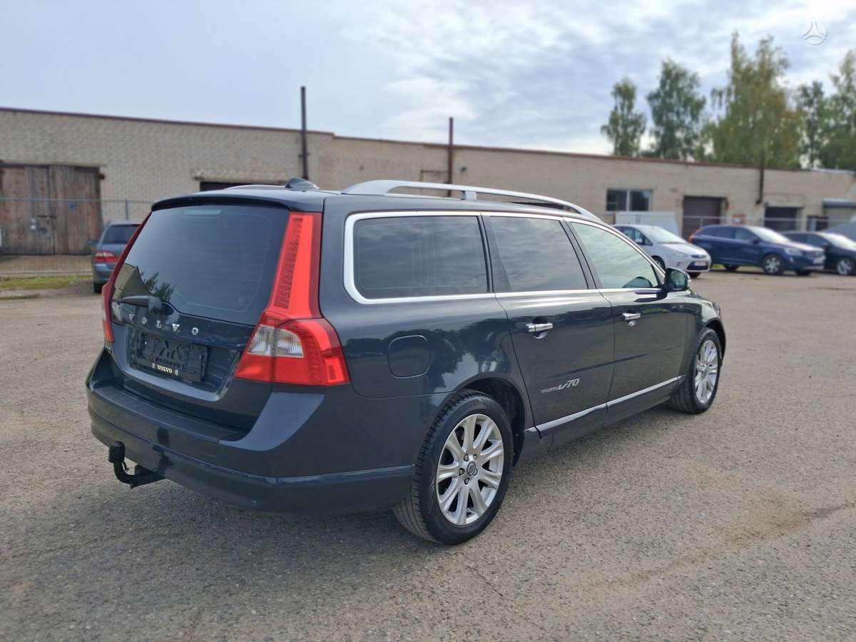 Volvo V70, 2.4 l., wagon