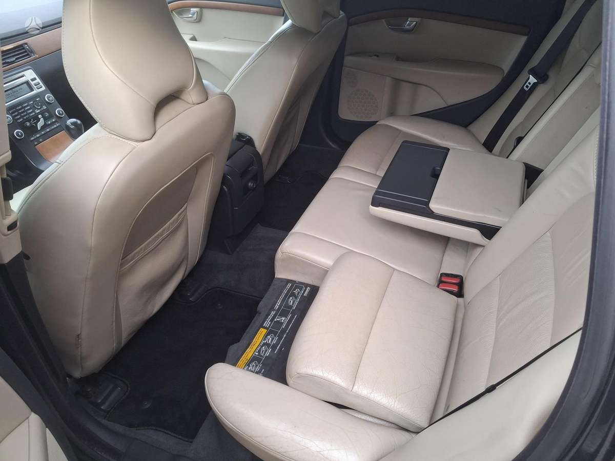 Volvo V70, 2.4 l., Универсал