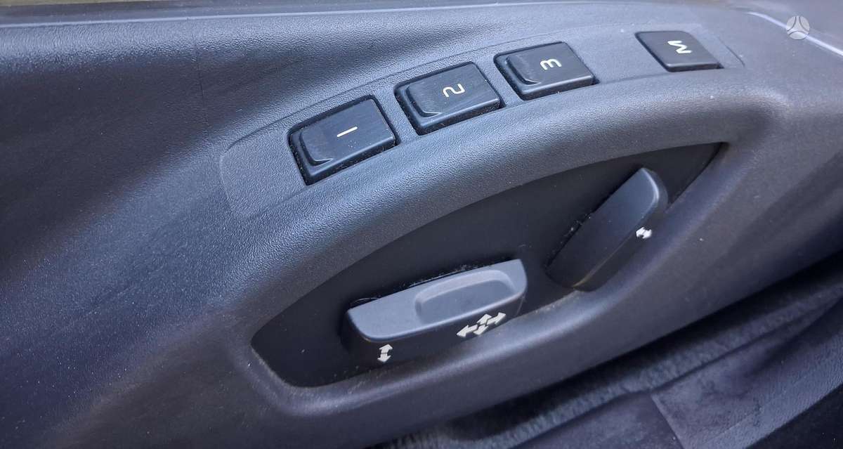 Volvo V70, 2.4 l., wagon