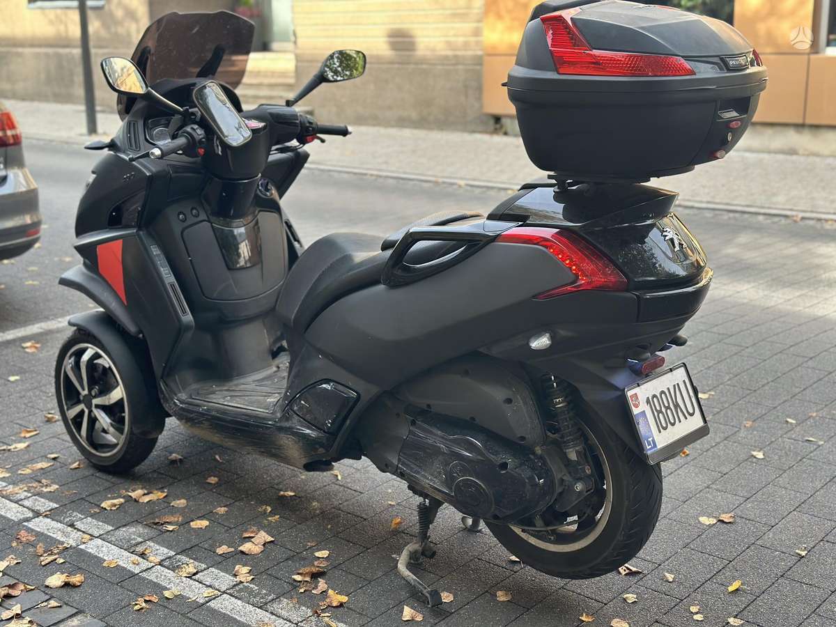 Peugeot Metropolis, трициклы