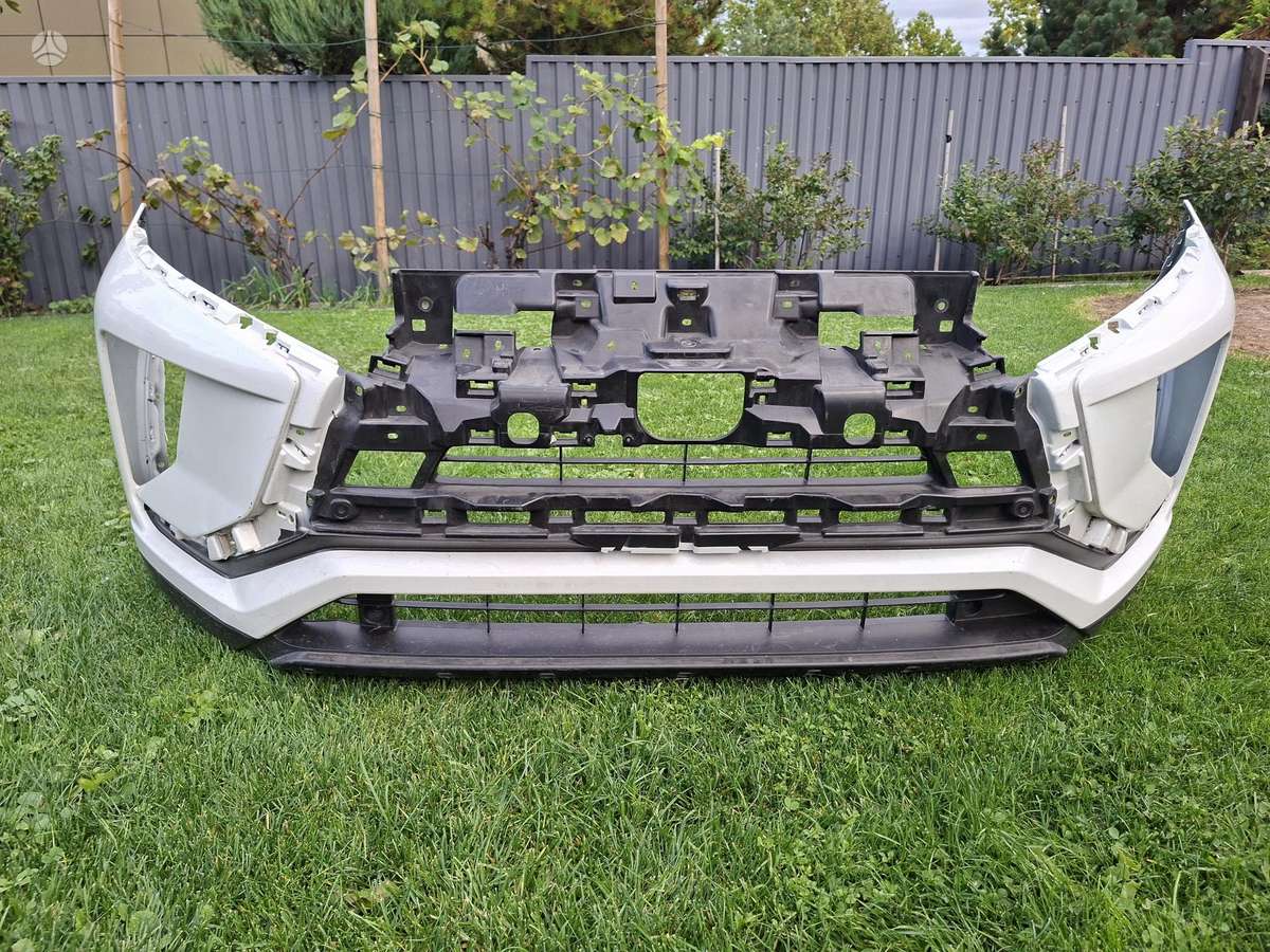 Mitsubishi Eclipse Cross, 6400H717zz, bamperi