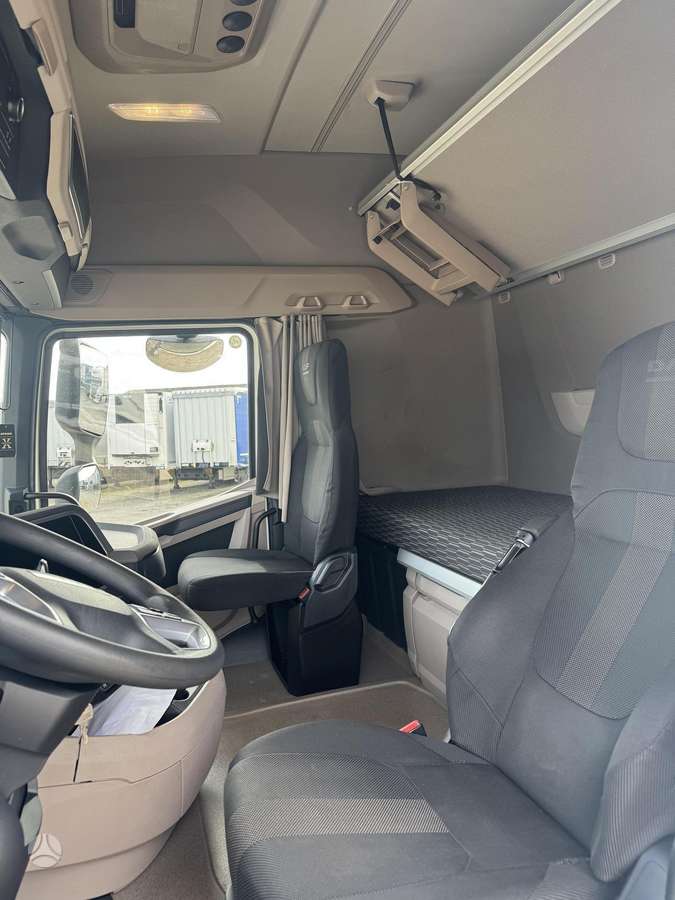 DAF XG 480 FT, 2 спальных места