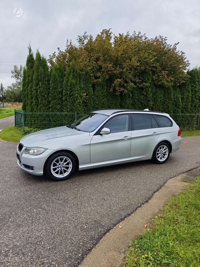 BMW 320, 2.0 l., wagon