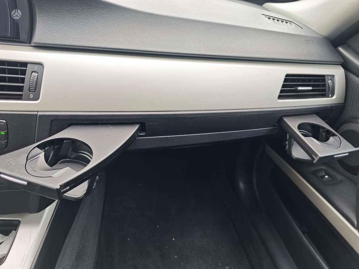 BMW 320, 2.0 l., wagon