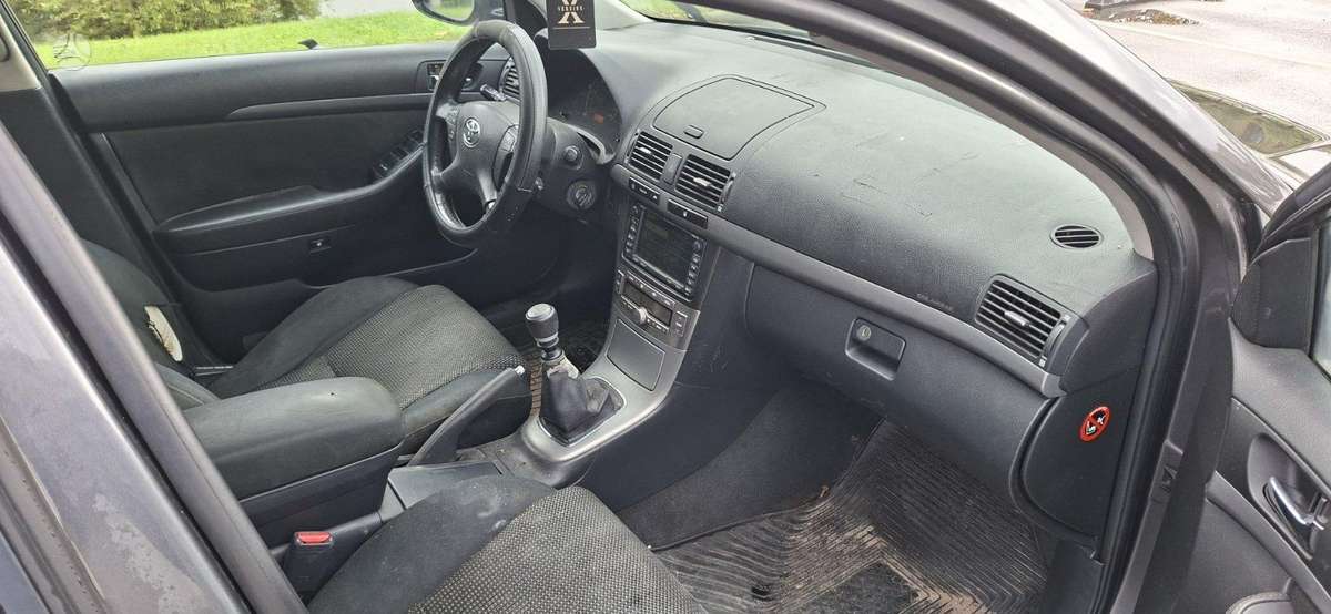 Toyota Avensis, 2.2 l., Универсал