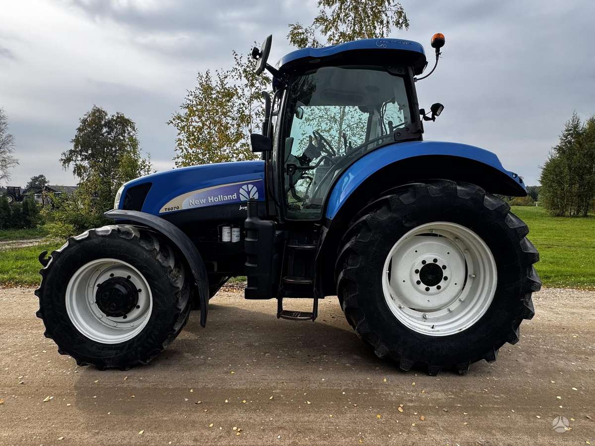 New Holland T6070, tractors