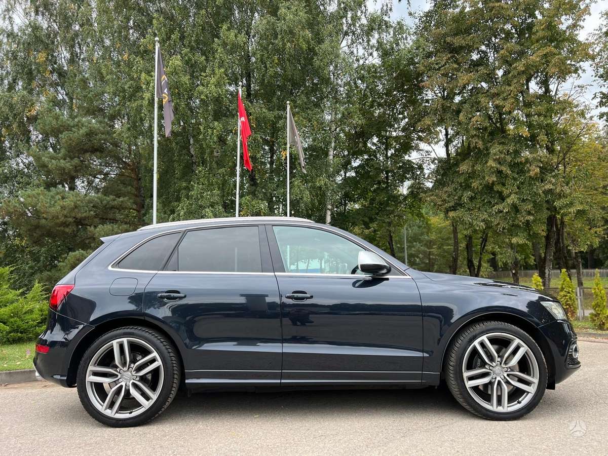 Audi SQ5, 3.0 l., off-road / crossover
