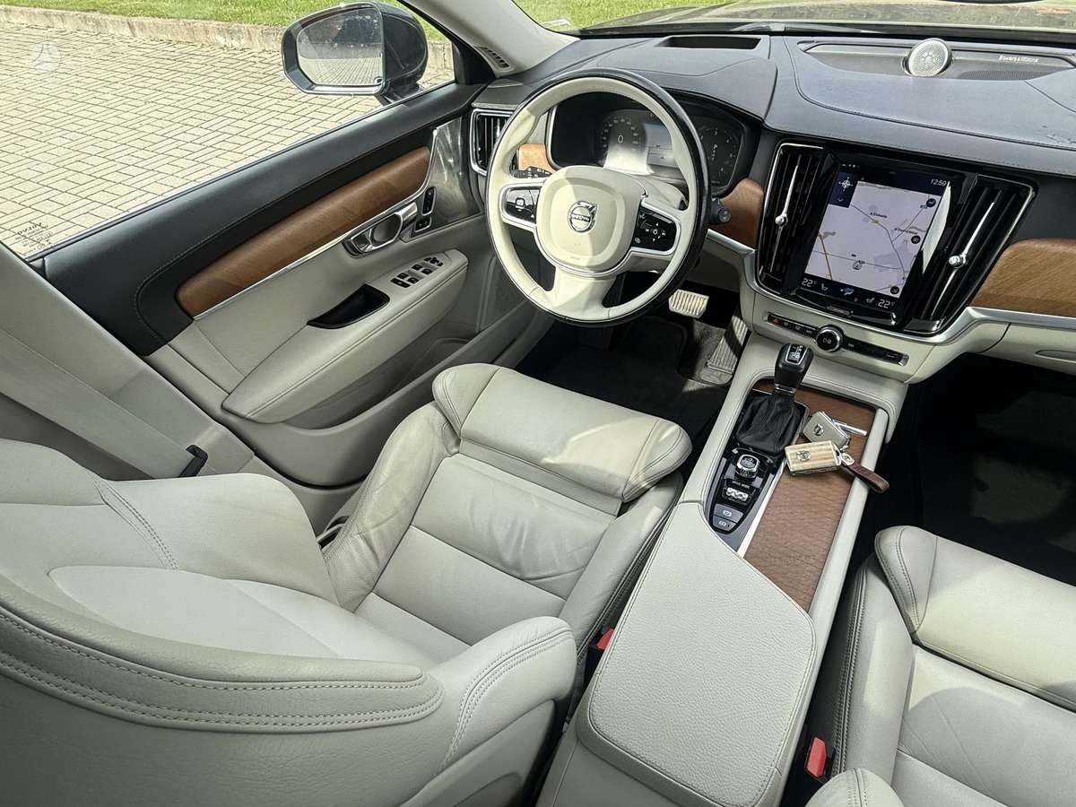 Volvo V90, 2.0 l., Универсал