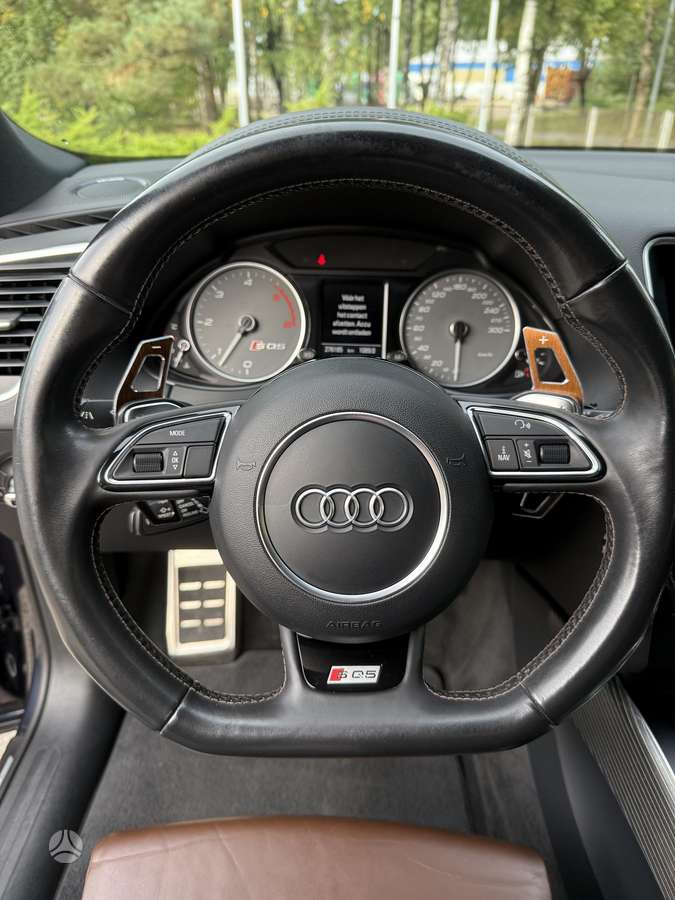 Audi SQ5, 3.0 l., off-road / crossover