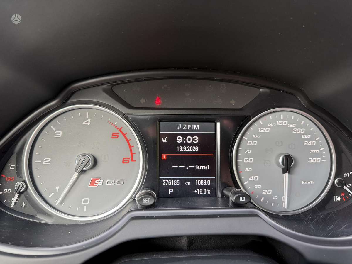 Audi SQ5, 3.0 l., off-road / crossover