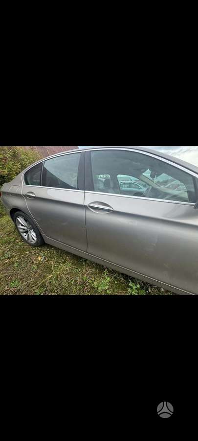 BMW 535, sedanas