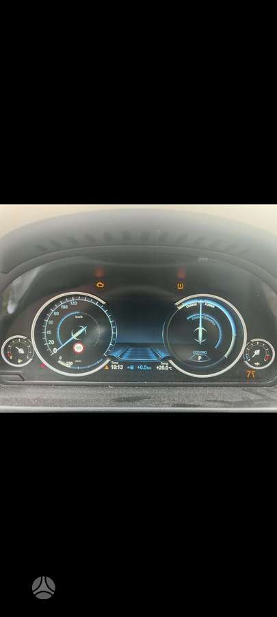BMW 535, Седан