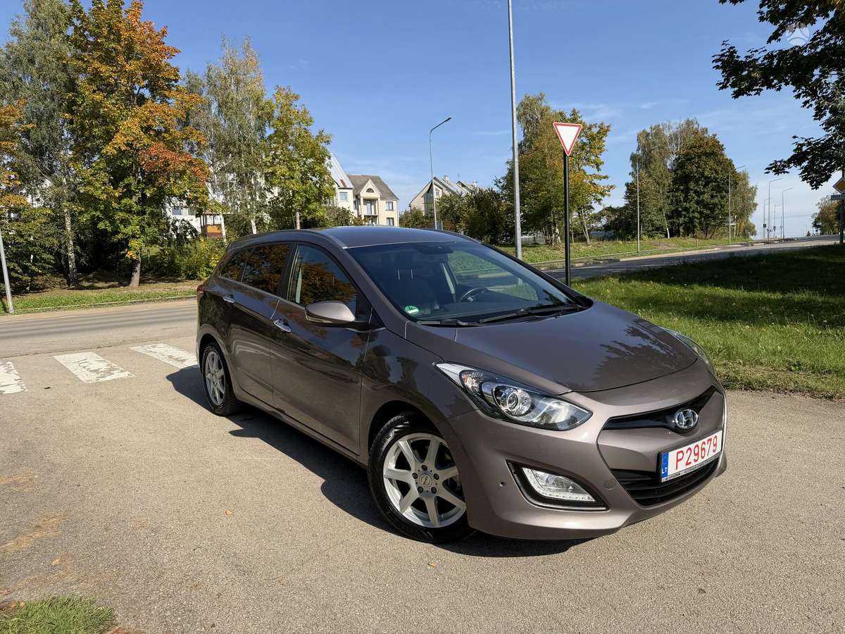 Hyundai i30, 1.6 l., Универсал