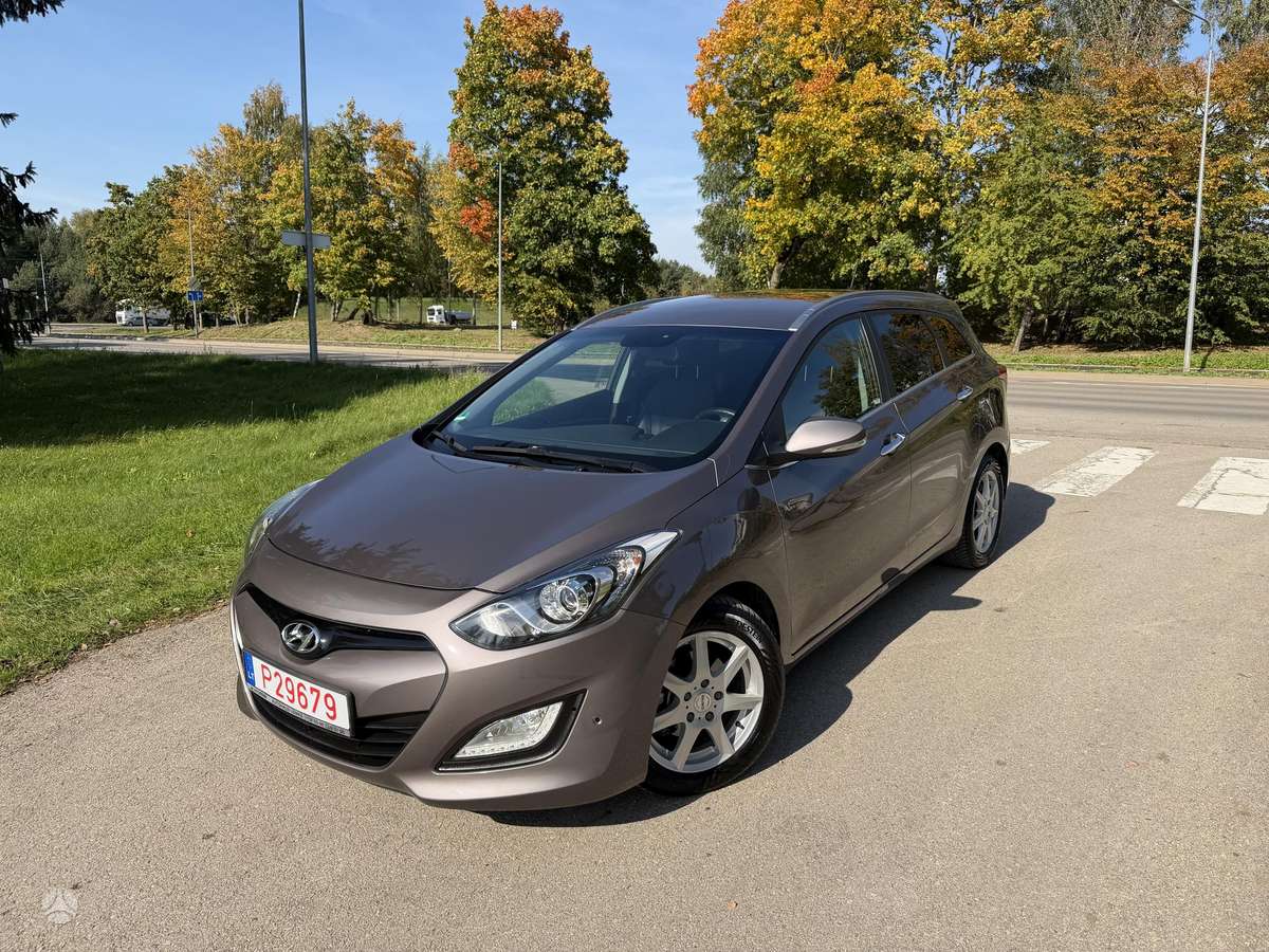 Hyundai i30, 1.6 l., Универсал