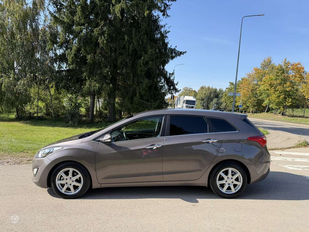 Hyundai i30, 1.6 l., Универсал
