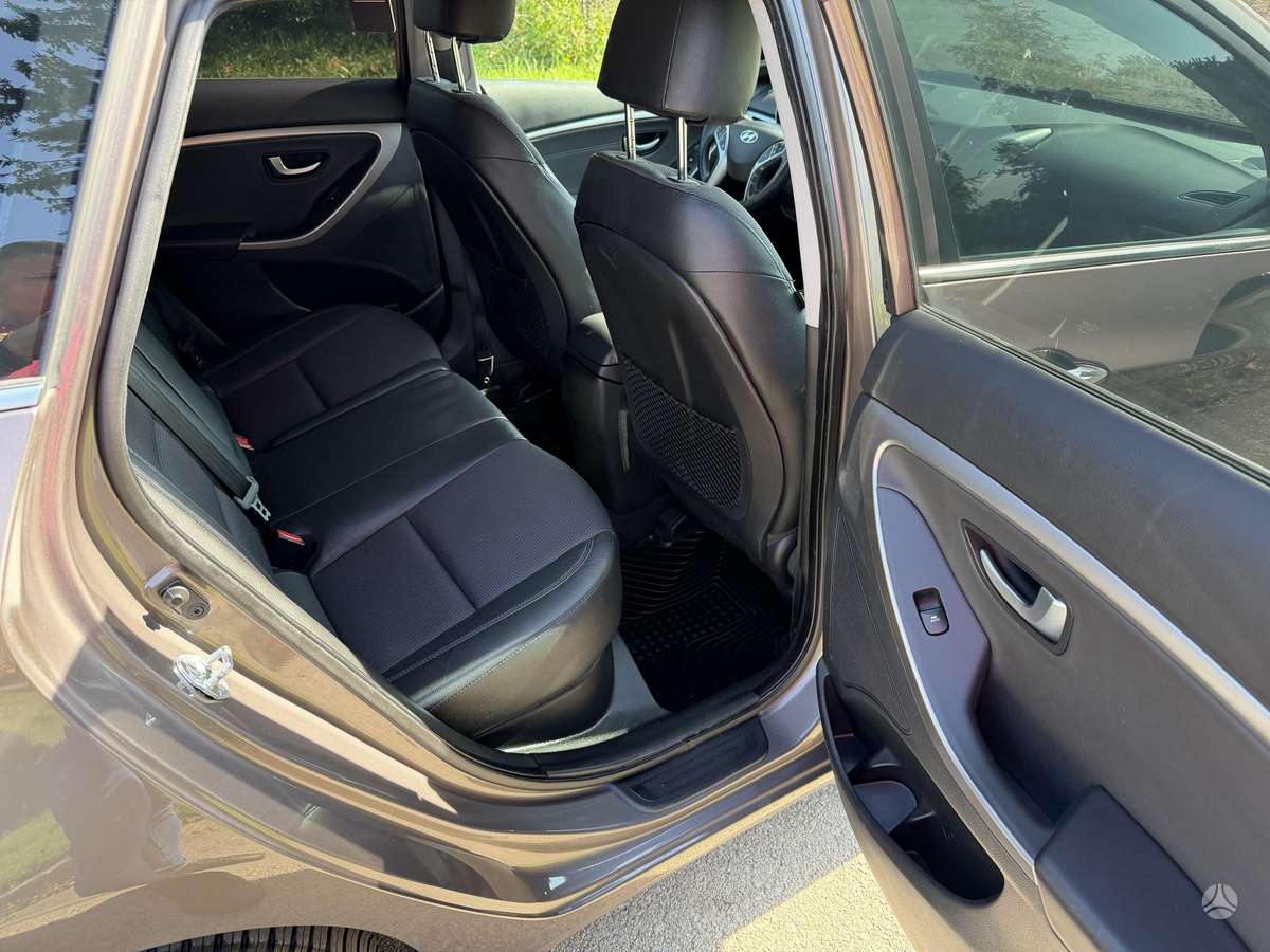 Hyundai i30, 1.6 l., Универсал