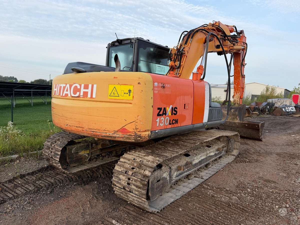 Hitachi ZX130LCN-3, экскаваторы