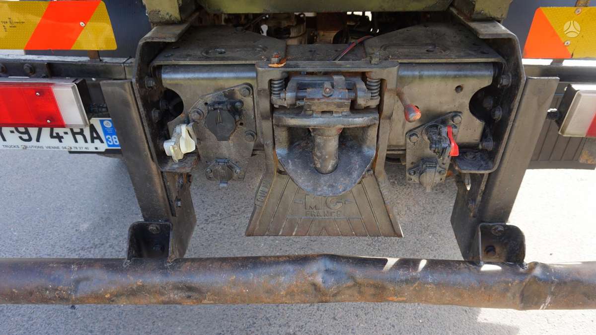 Renault Kerax 380, самосвалы с краном