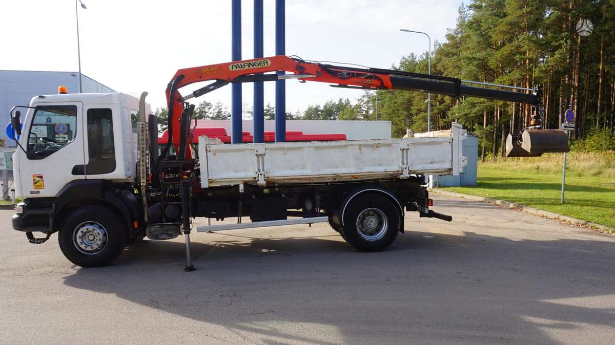 Renault Kerax 380, самосвалы с краном