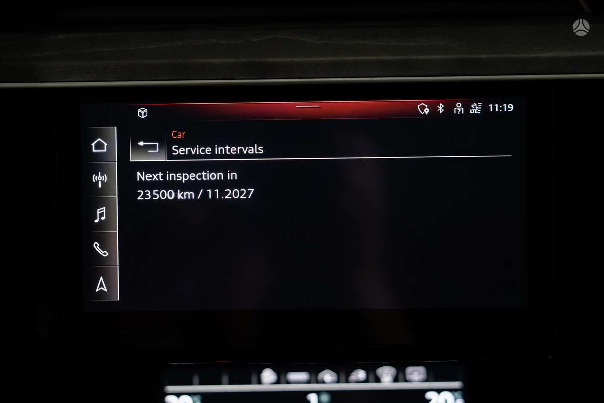 Audi e-tron, 95 kWh, off-road / crossover