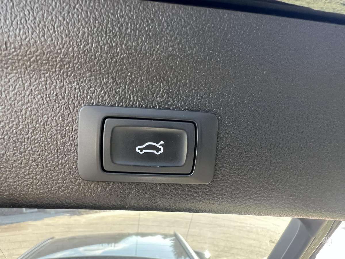 Audi A6, 2.0 l., universalas