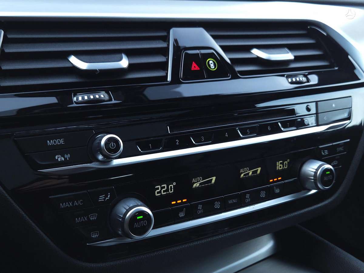 BMW 520, 2.0 l., wagon