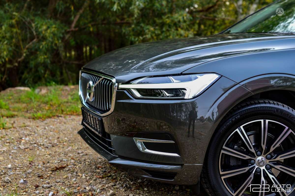 Volvo XC60, 2.0 l., off-road / crossover