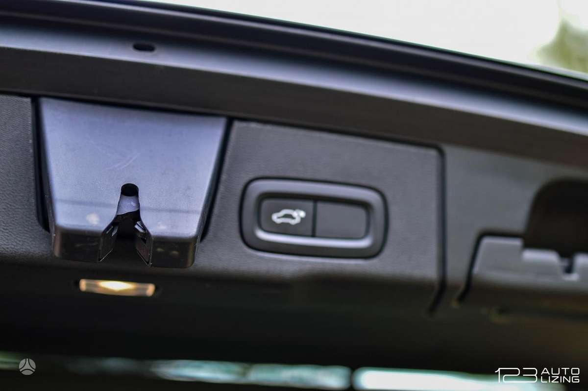 Volvo XC60, 2.0 l., Внедорожник / Кроссовер