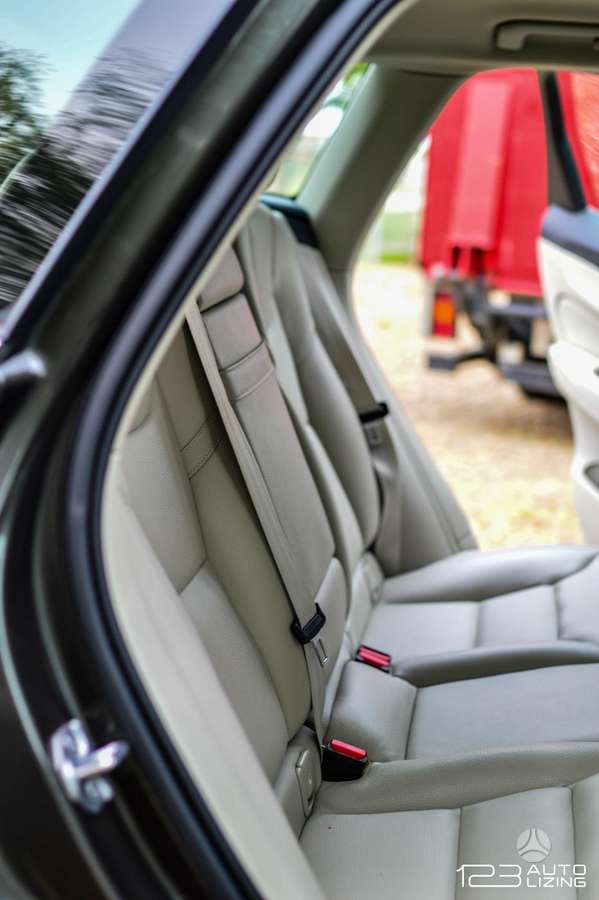 Volvo XC60, 2.0 l., Внедорожник / Кроссовер