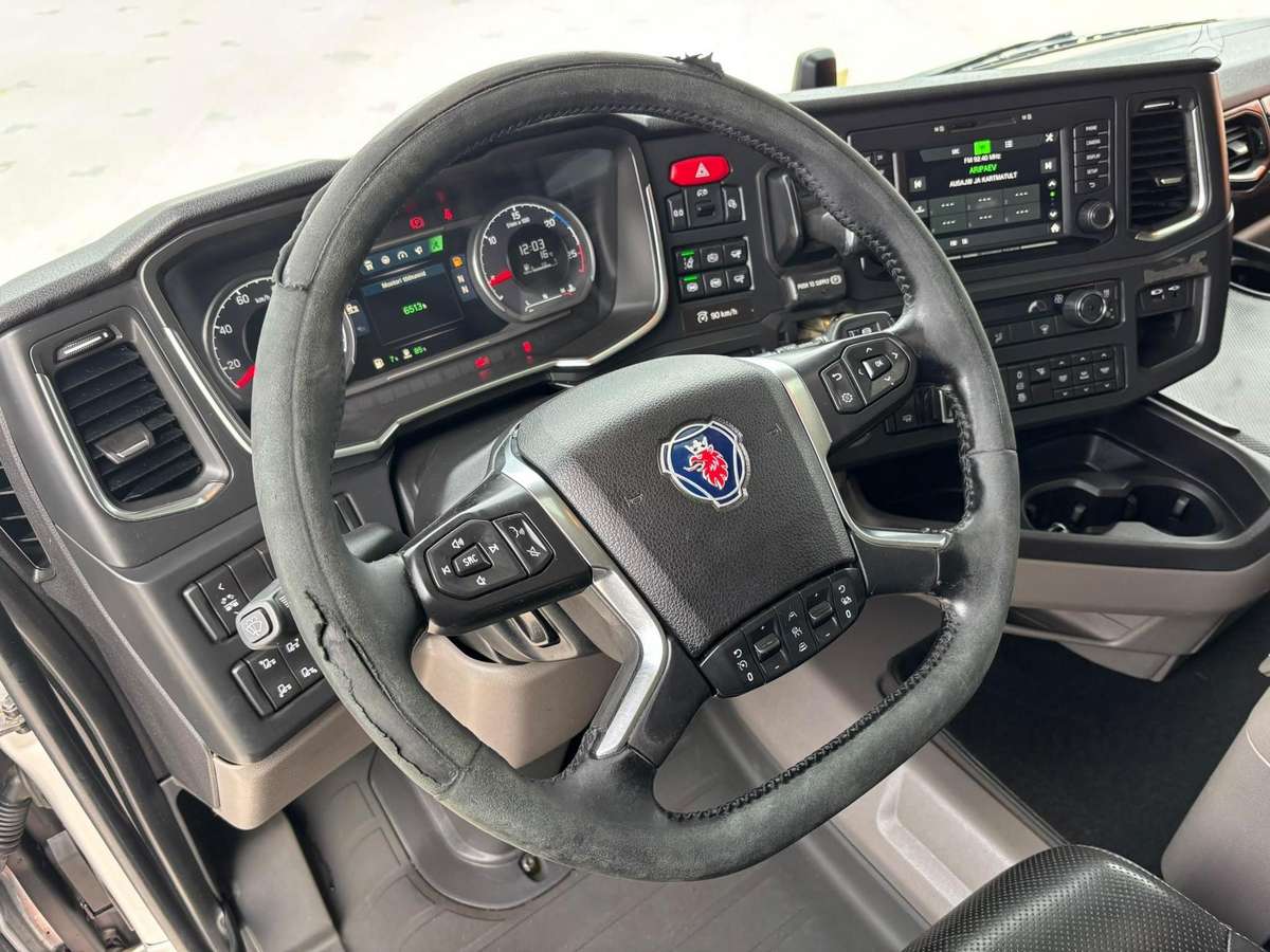 Scania R 650 6x4, лесовозы