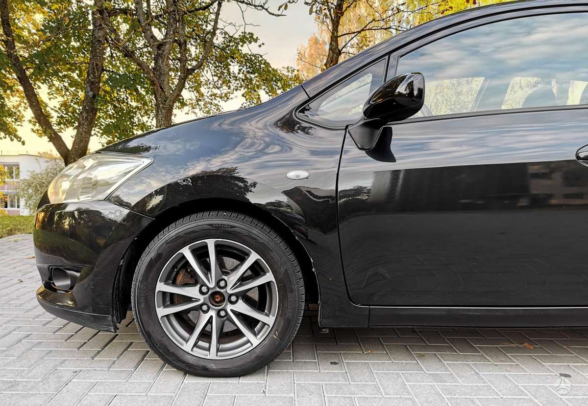 Toyota Auris, 2.0 l., hečbekas