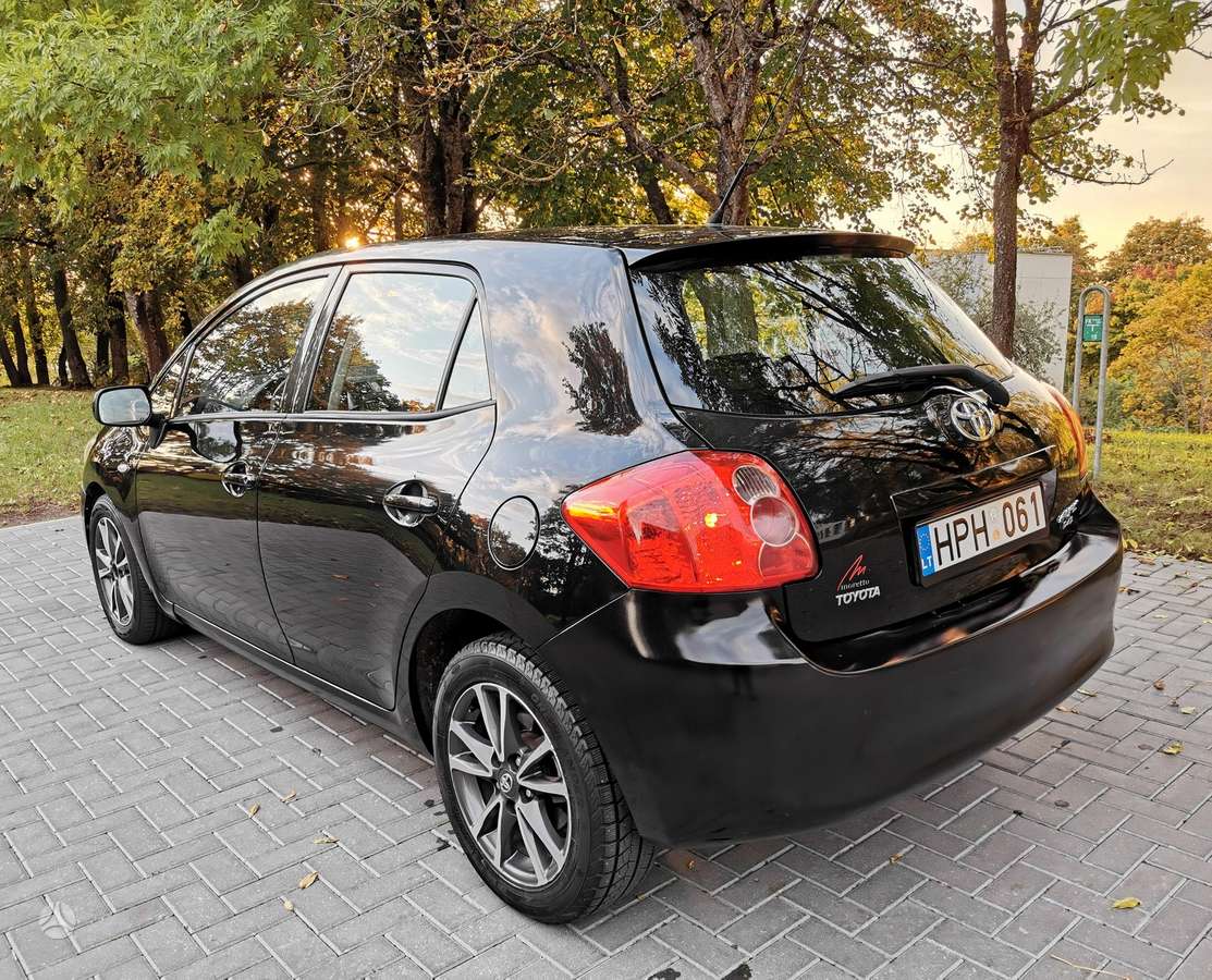 Toyota Auris, 2.0 l., hečbekas