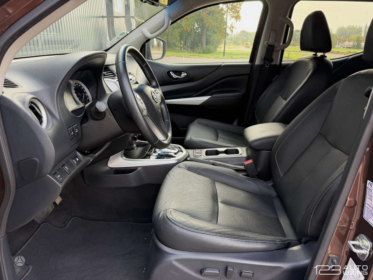 Nissan Navara, 2.3 l., pick-up