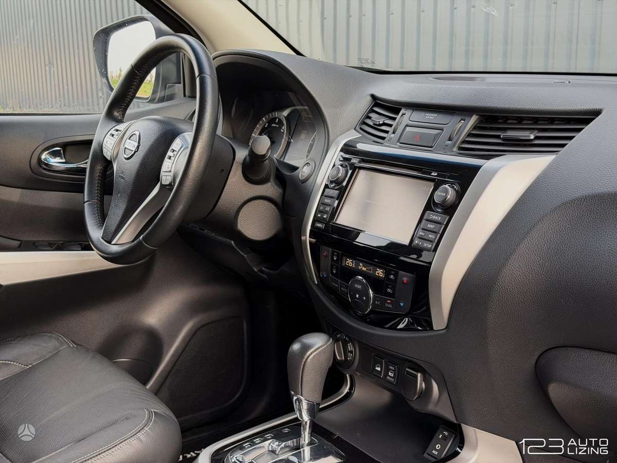 Nissan Navara, 2.3 l., pick-up