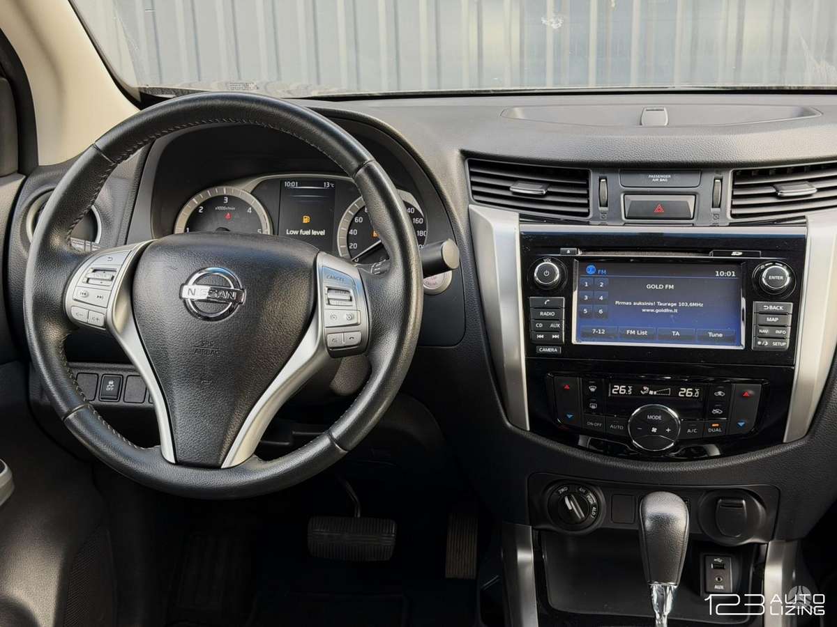 Nissan Navara, 2.3 l., pick-up