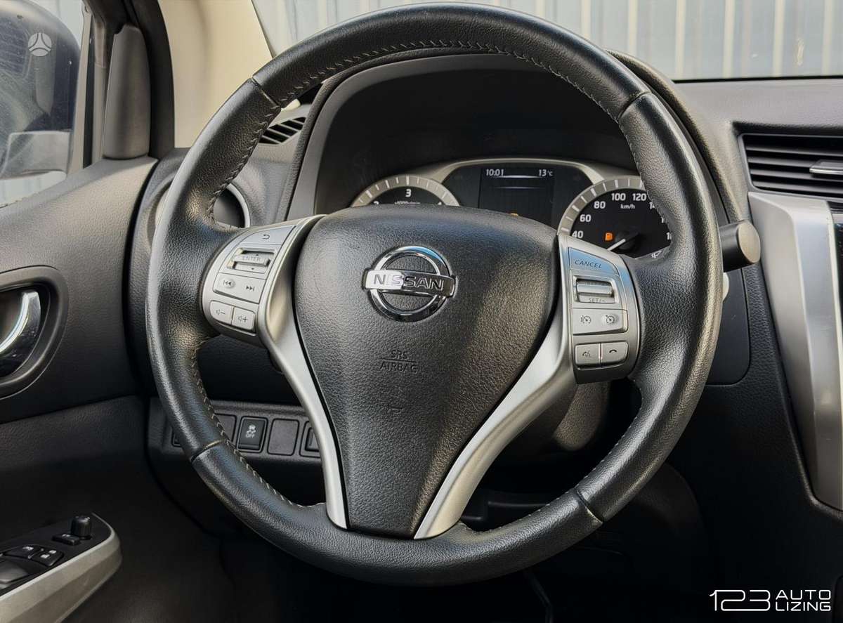 Nissan Navara, 2.3 l., pick-up