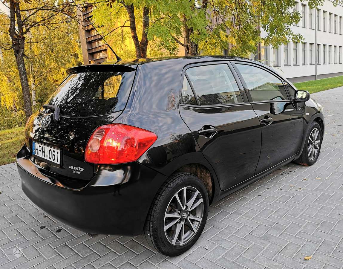 Toyota Auris, 2.0 l., hečbekas