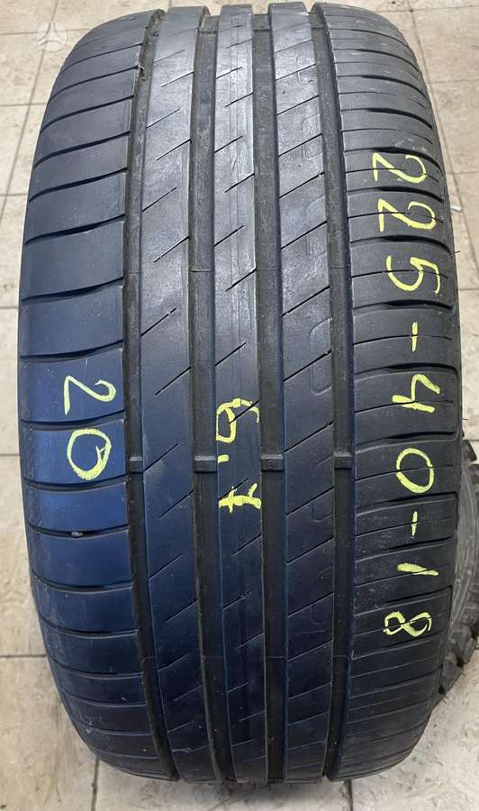 Goodyear Efficient Grip Performance, summer 225/40 R18
