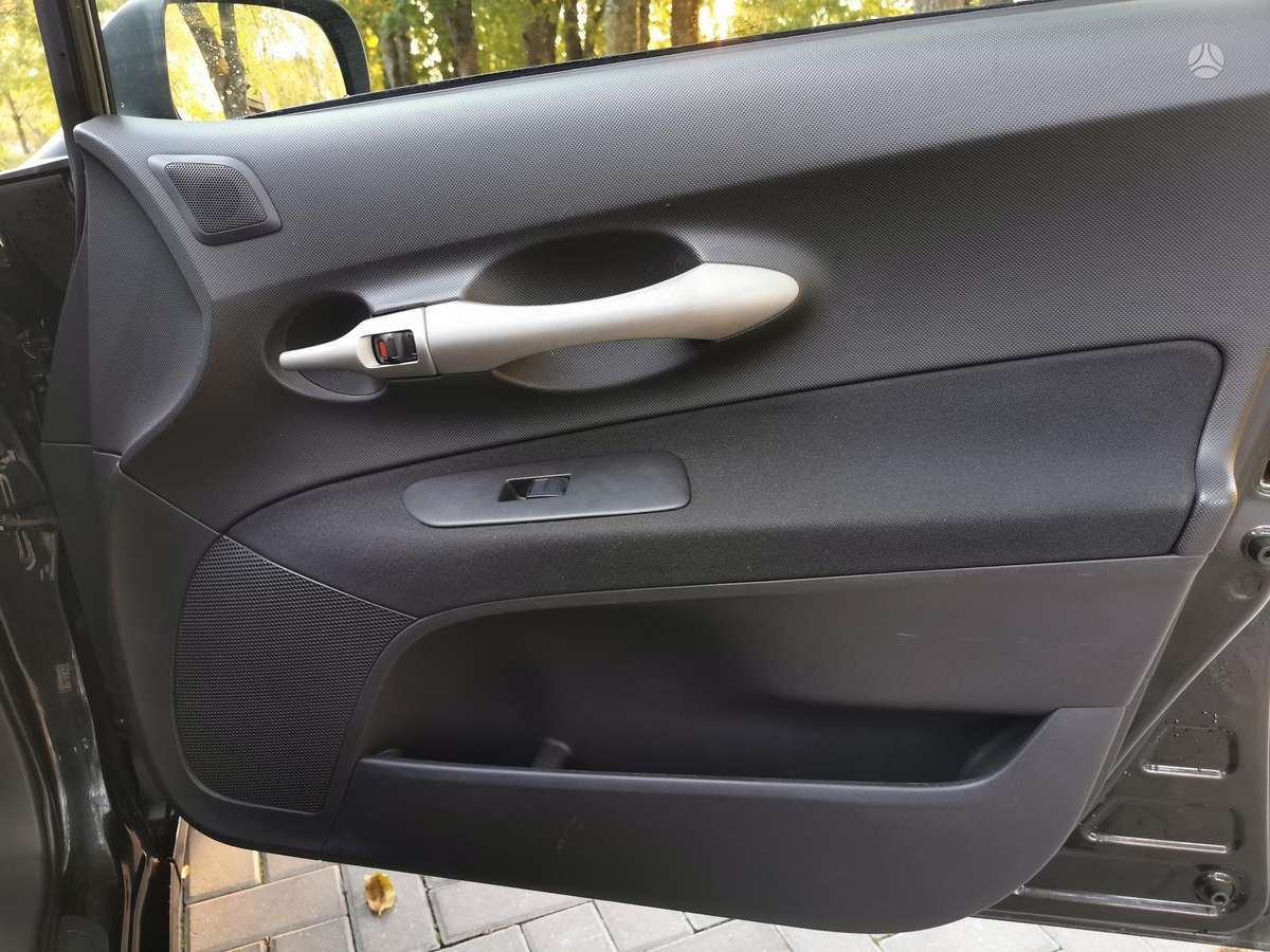 Toyota Auris, 2.0 l., hečbekas