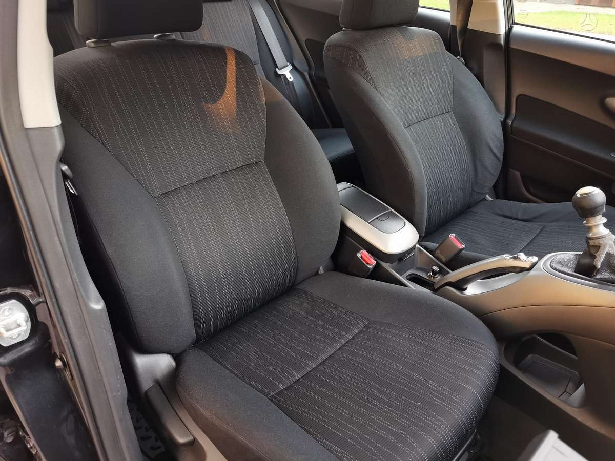 Toyota Auris, 2.0 l., hečbekas