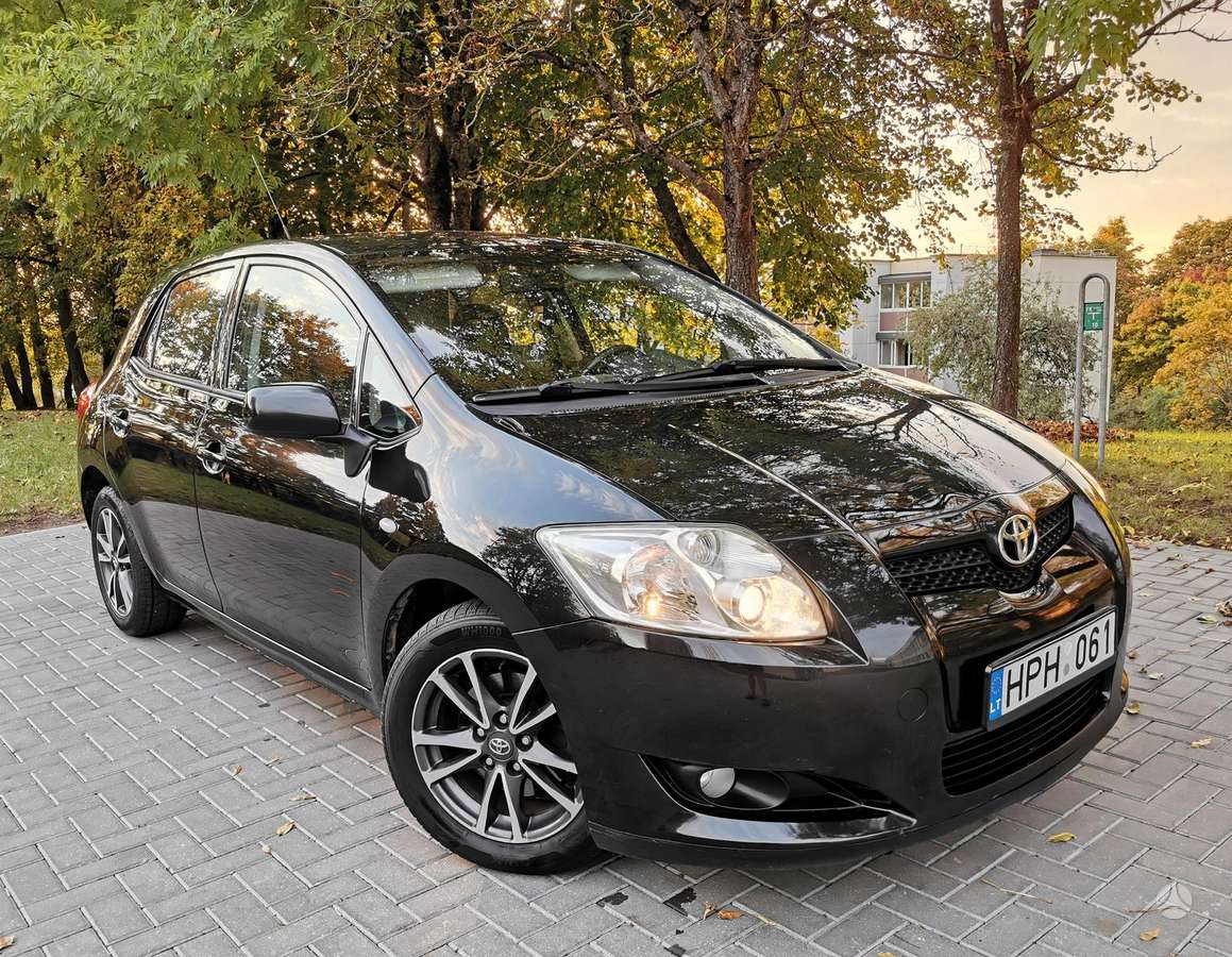 Toyota Auris, 2.0 l., hečbekas