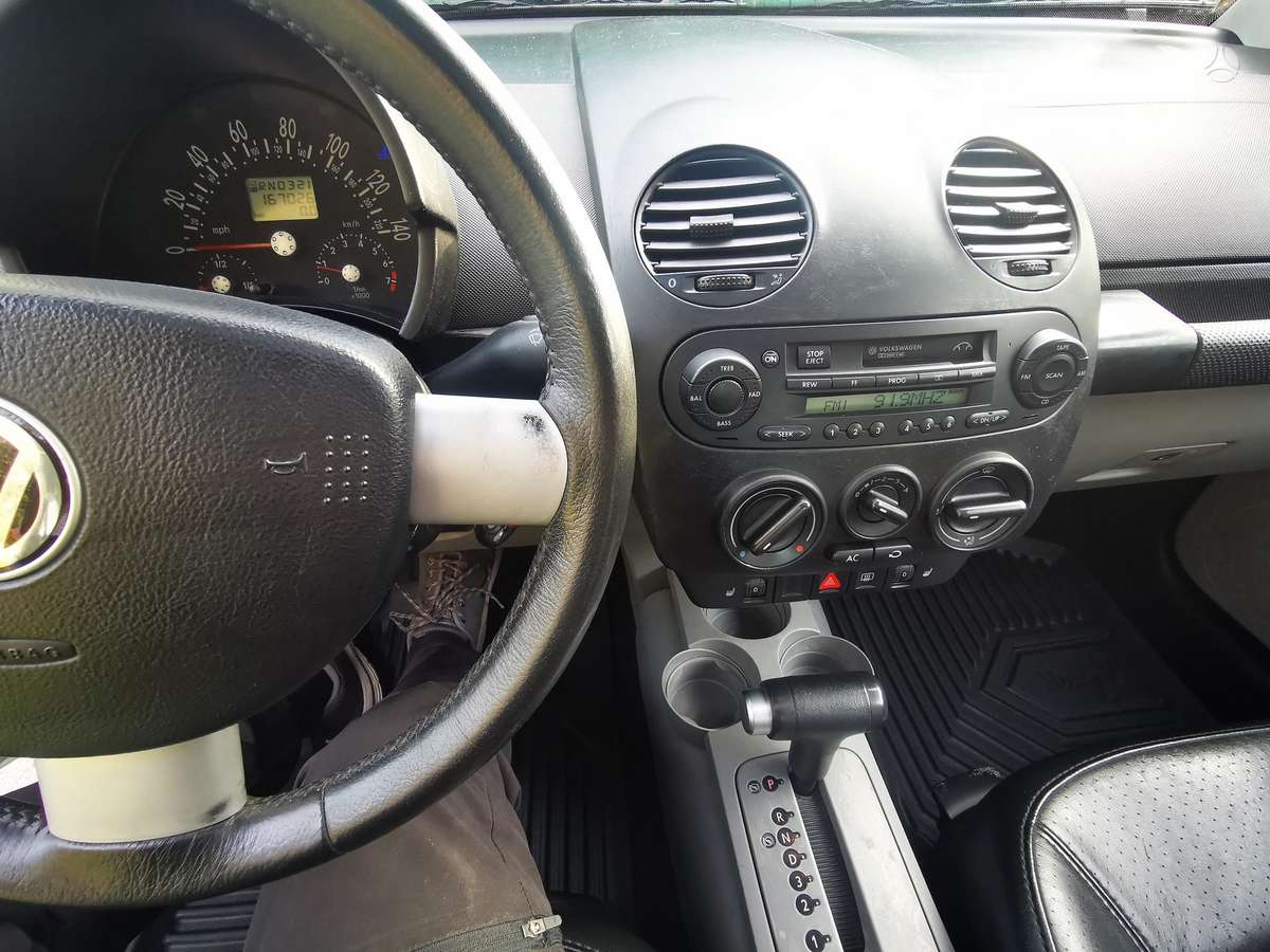 Volkswagen Beetle, 2.0 l., mpv / minivan