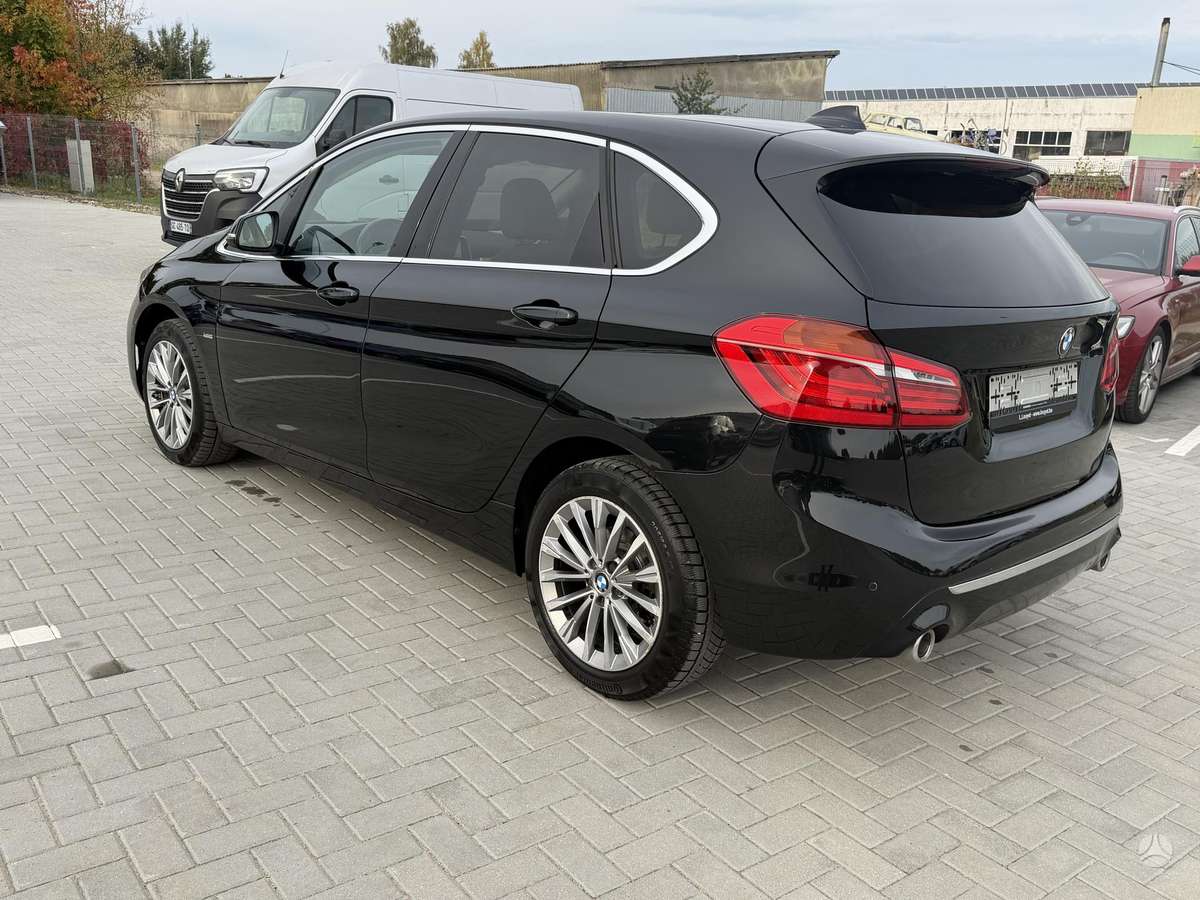 BMW 218 Active Tourer, 2.0 l., Минивэн
