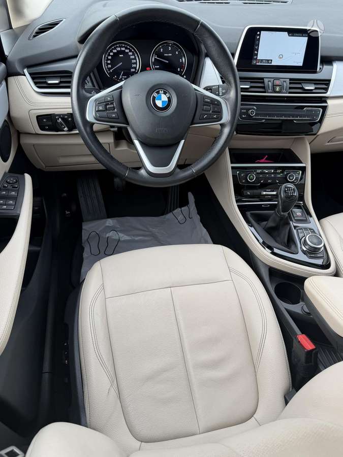 BMW 218 Active Tourer, 2.0 l., mpv / minivan