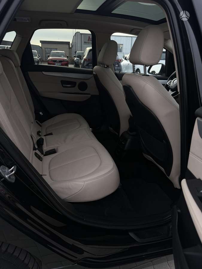 BMW 218 Active Tourer, 2.0 l., Минивэн