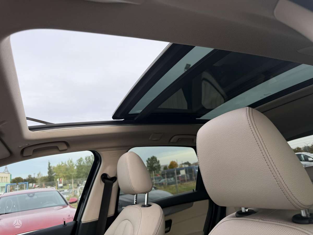 BMW 218 Active Tourer, 2.0 l., mpv / minivan