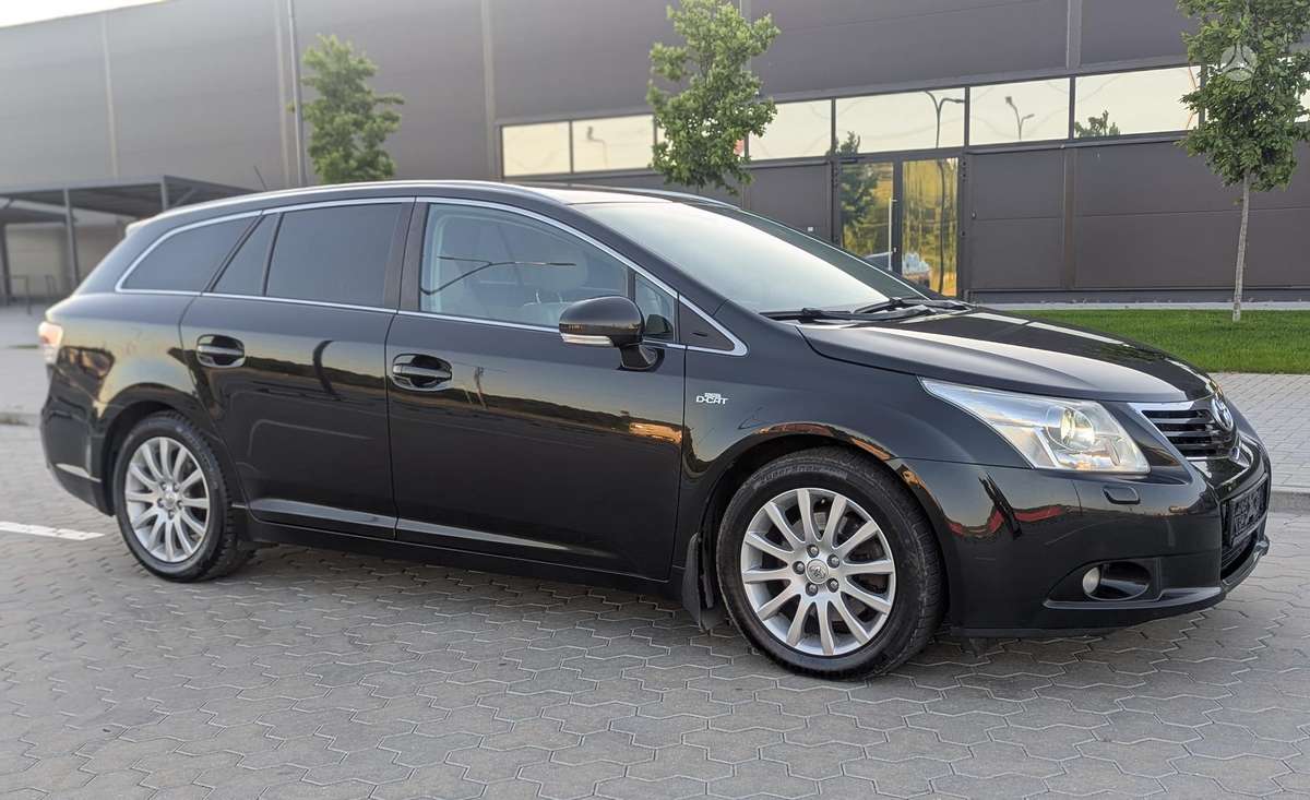 Toyota Avensis, 2.2 l., Универсал