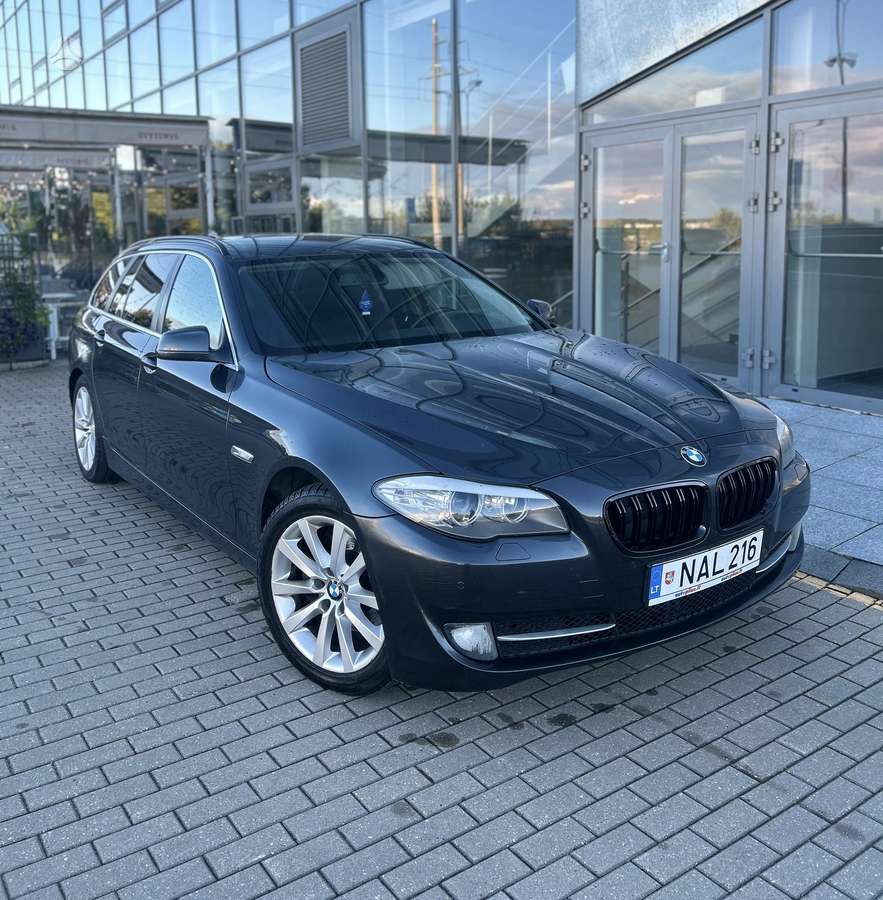 BMW 520, 2.0 l., universalas