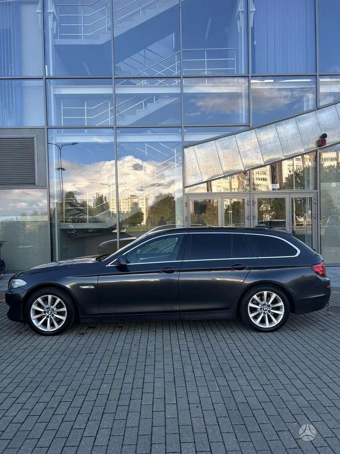 BMW 520, 2.0 l., universalas